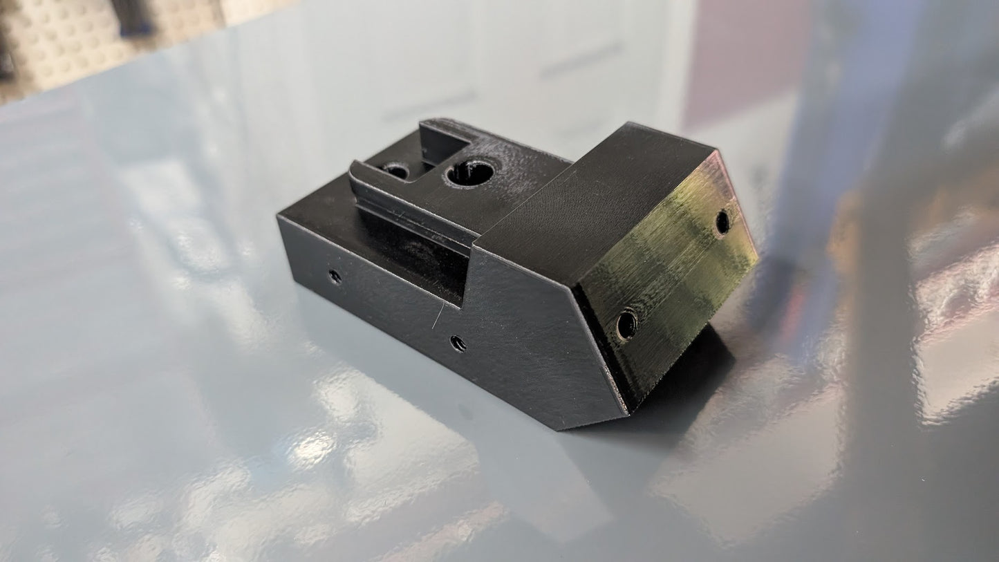Milwaukee Tools M18 Latching Holder STL File
