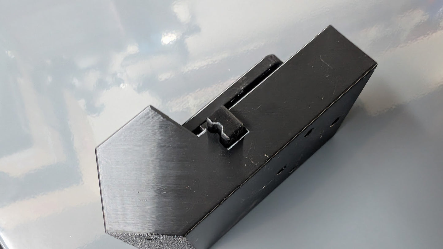 Milwaukee Tools M18 Latching Holder STL File